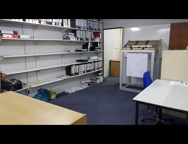 668M² FACTORY TO LET IN BLACKHEATH INDUSTRIAL